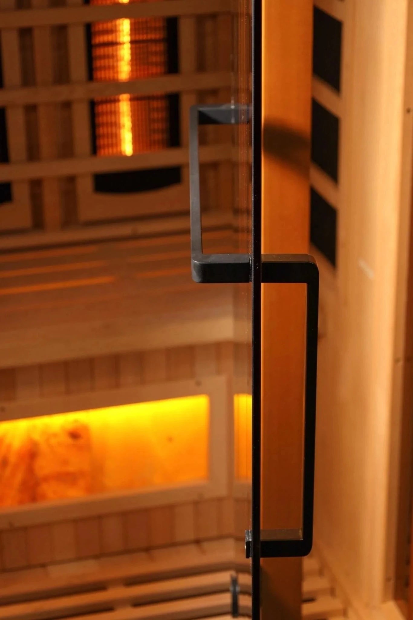 8000 Reserve 3-Person Full Spectrum Infrared Sauna by Dynamic