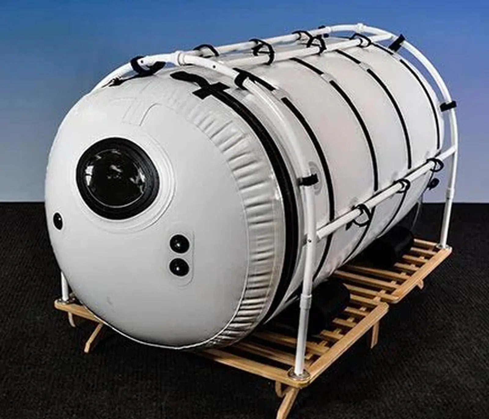 Grand Dive Pro Hyperbaric Chamber by Summit to Sea
