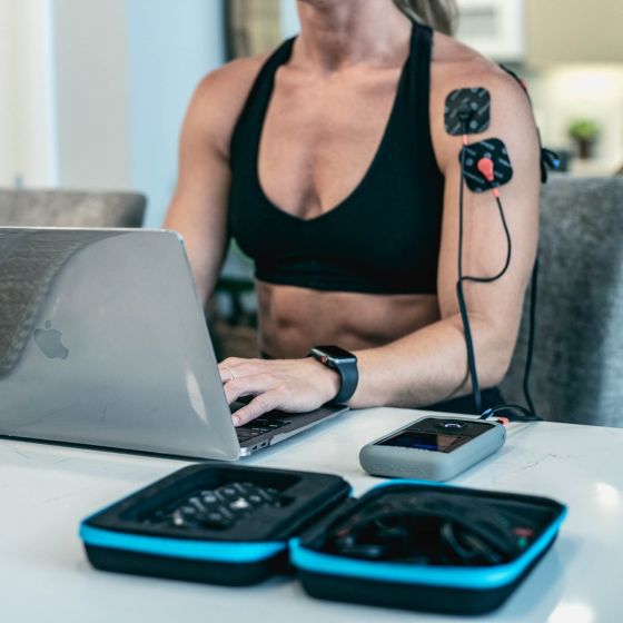 Compex Performance 3.0 Muscle Stimulator with TENS Kit